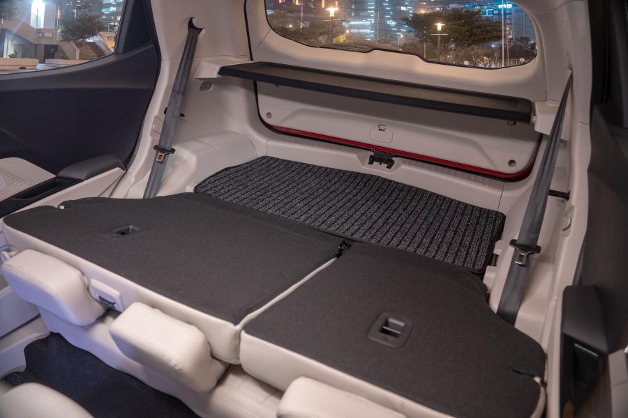  Mahindra XUV300 2019 года  (ZA) (фото 17 из 40)